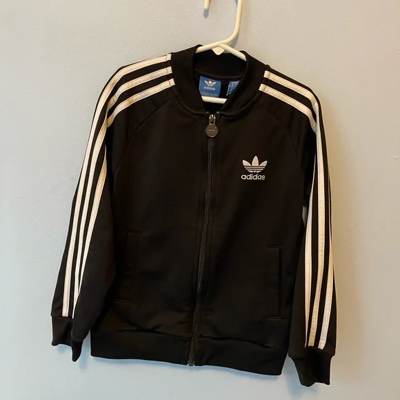 Zip up - Picture 2 of 2